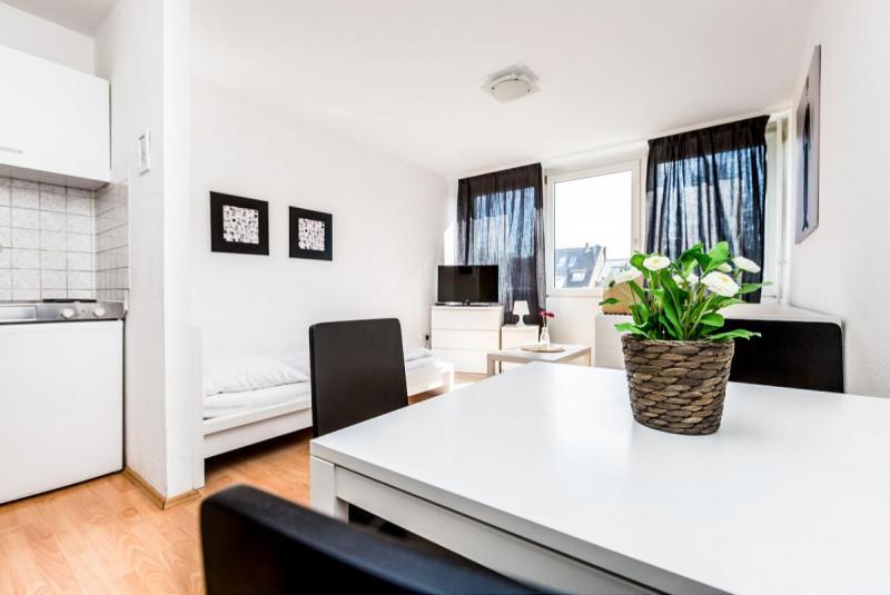 Budget Friendly Apartments Keulen Buitenkant foto
